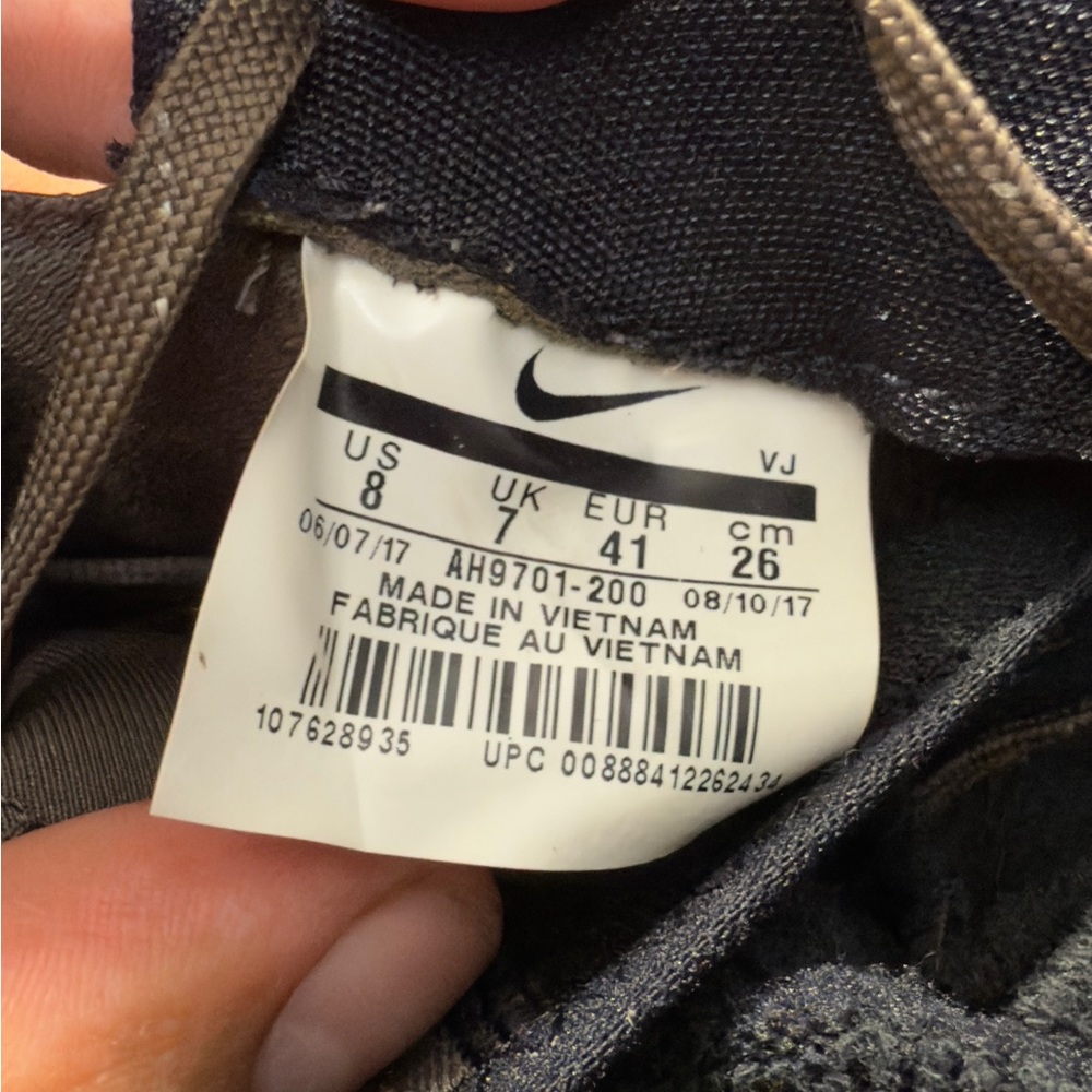 Nike Air Max Fury R Athletic Shoes - image 3